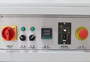 최대 30 팩/분 속도 자동 장갑 절단 필름 포장 기계
