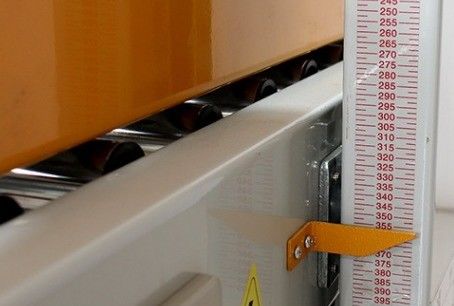 식품 포장 최대 생산성 을 위한 간소화 된 고속 카튼 밀폐 기계