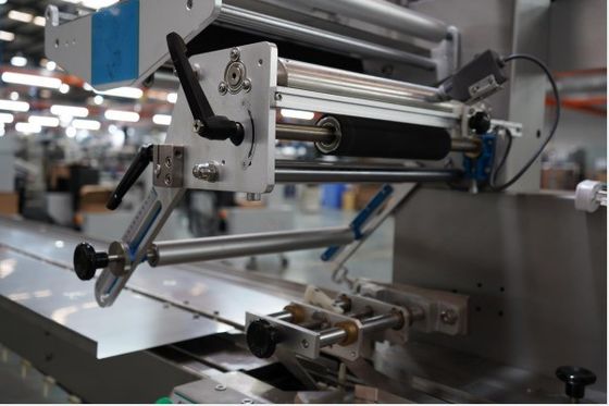 레스토랑용 고도로 자동 한 번 사용 가능한 담배 보관기 베개 포장 기계