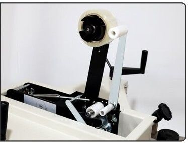 최신 전자 상거래 물류용 자동 팩트 패키지 라벨 및 밀폐 기계