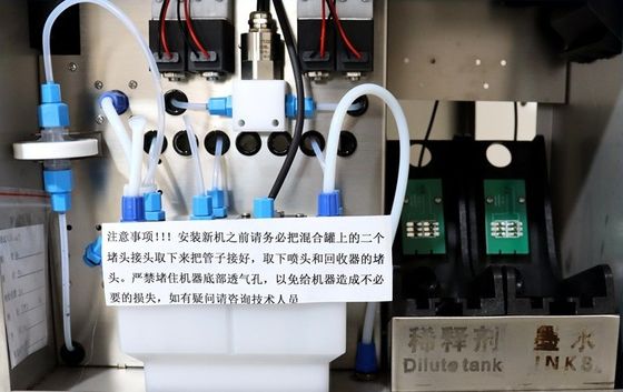 작은 문자 잉크젯 프린터 주입 날짜 및 병의 코딩 포장 유형