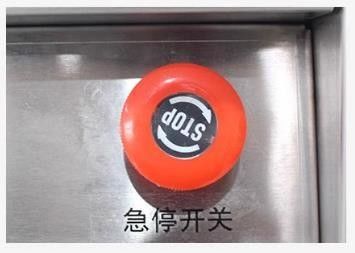 220V/50HZ 식품 음료용 완전히 자동 진공 쌀 벽돌 모양 포장 기계